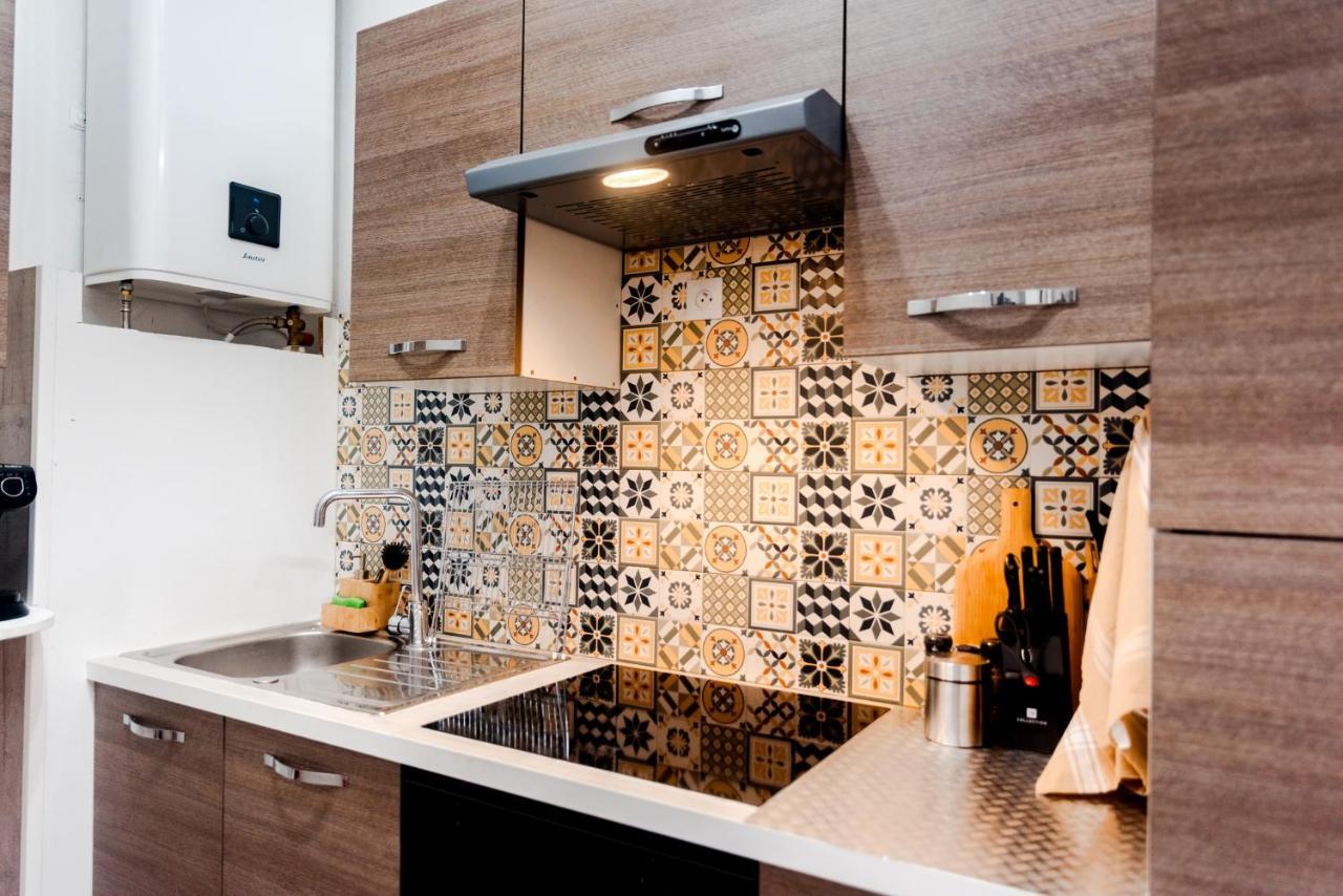Appartement Moderne Central Avec Piscine, Garage Prive Et Terrasse Sud Uzès Buitenkant foto